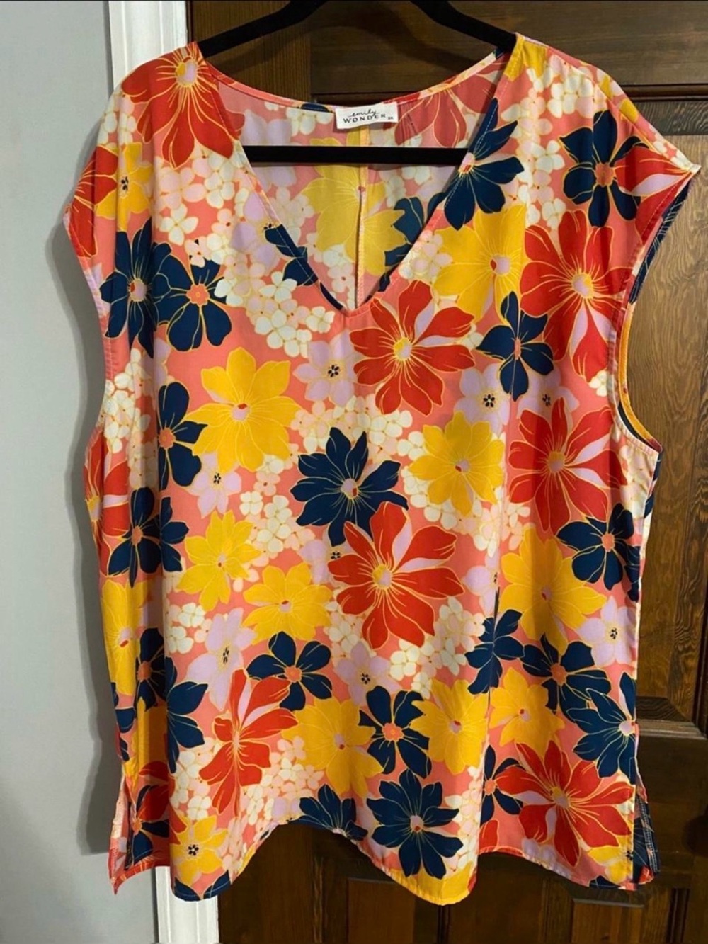 Emily Wonder Floral V-Neck Sleeveless Top - Pink Multi